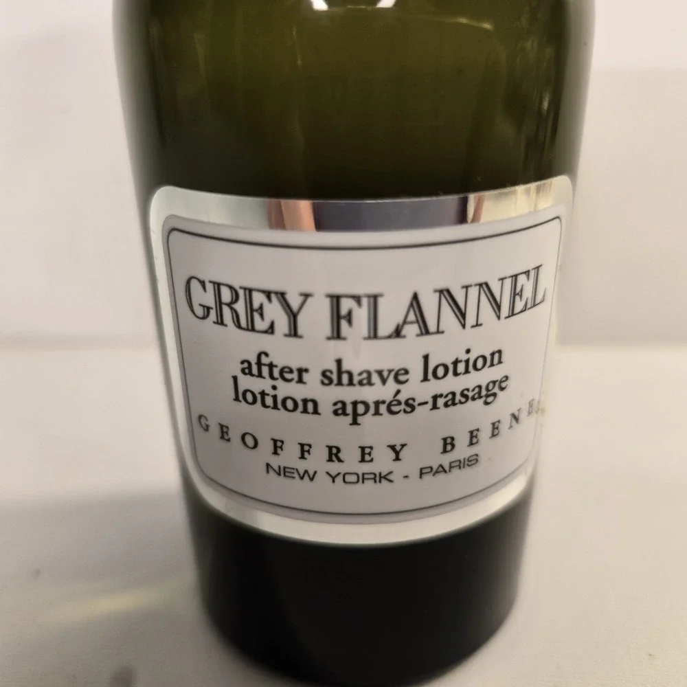 Grey Flannel BIG 4 Ounce After Shave by Geoffrey Beene Vintage Rare